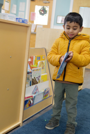 cadence_education_local_photos_campaign_934_main_st_east_greenwich_ri_02818_usa_child_reading-02-09-2024-17077809401350.760124650262139